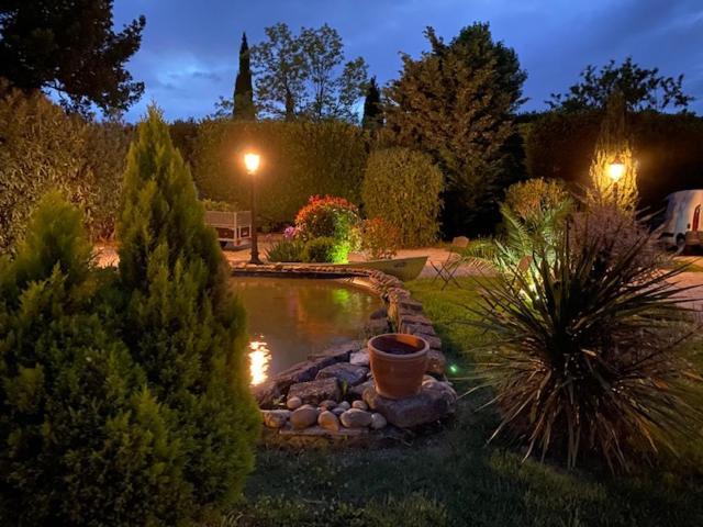 Mas Beau Soleil & Spa Cottages De Charme Avec Jacuzzi&Jardin Prives Saint-Rémy-de-Provence Exteriör bild