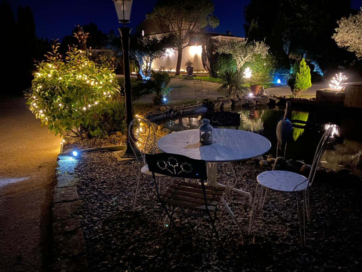 Mas Beau Soleil & Spa Cottages De Charme Avec Jacuzzi&Jardin Prives Saint-Rémy-de-Provence Exteriör bild