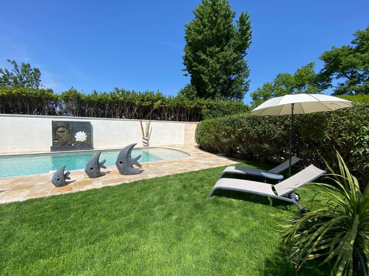 Mas Beau Soleil & Spa Cottages De Charme Avec Jacuzzi&Jardin Prives Saint-Rémy-de-Provence Exteriör bild